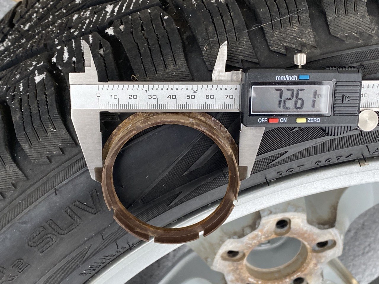 Measuring hub centric ring outer diameter with calipers